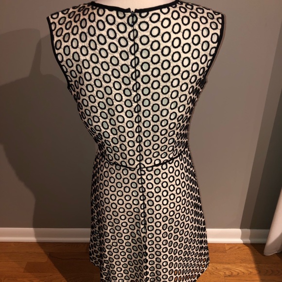 Women’s black and white j. Crew dress. Size 2. - Picture 5 of 8